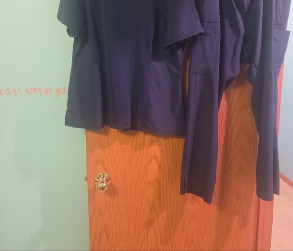 Navy Blue Women's Scrub Set - Picture 3 of 3